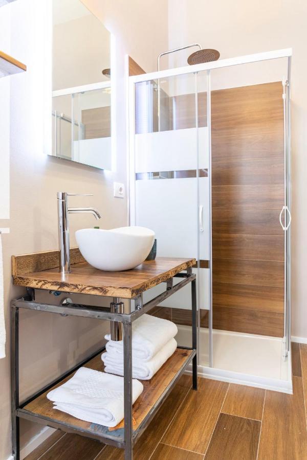 Happy Travelers Apartment By Holiday Solutions コモ エクステリア 写真