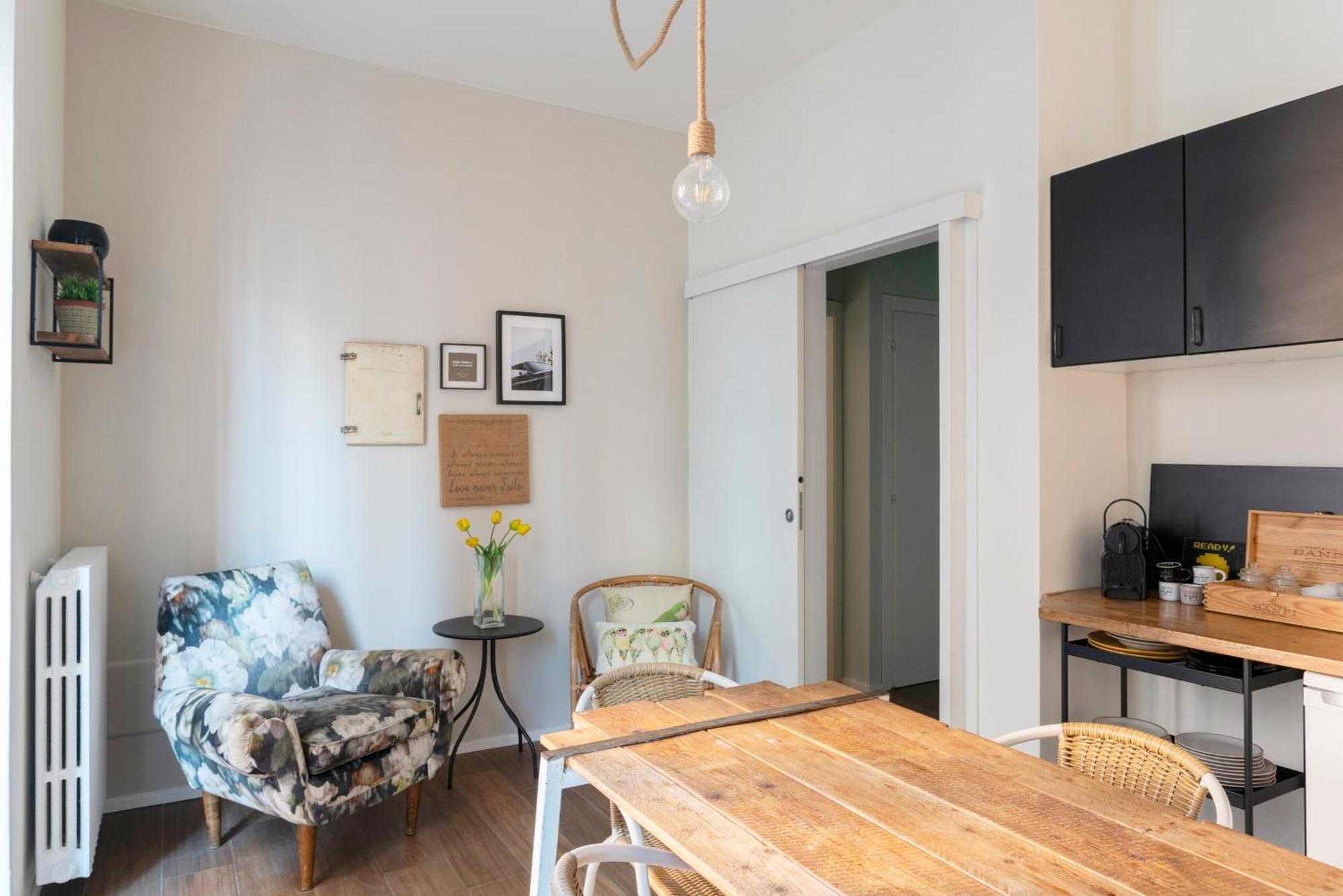 Happy Travelers Apartment By Holiday Solutions コモ エクステリア 写真